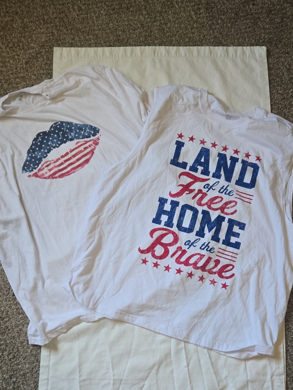 Patriotic White Graphic Home Accent Tee - Red & Blue